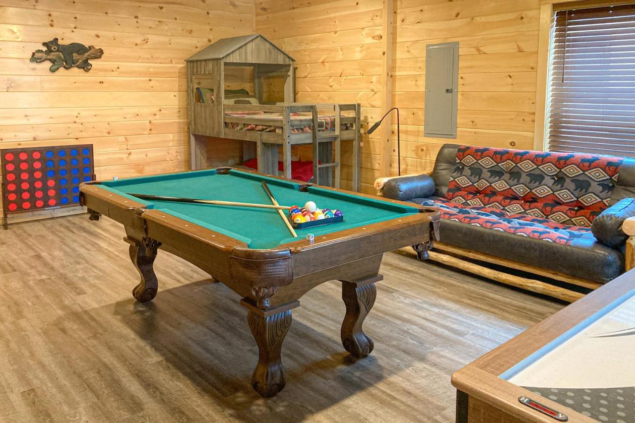 The Lazy Bear Villa Pigeon Forge Kültér fotó