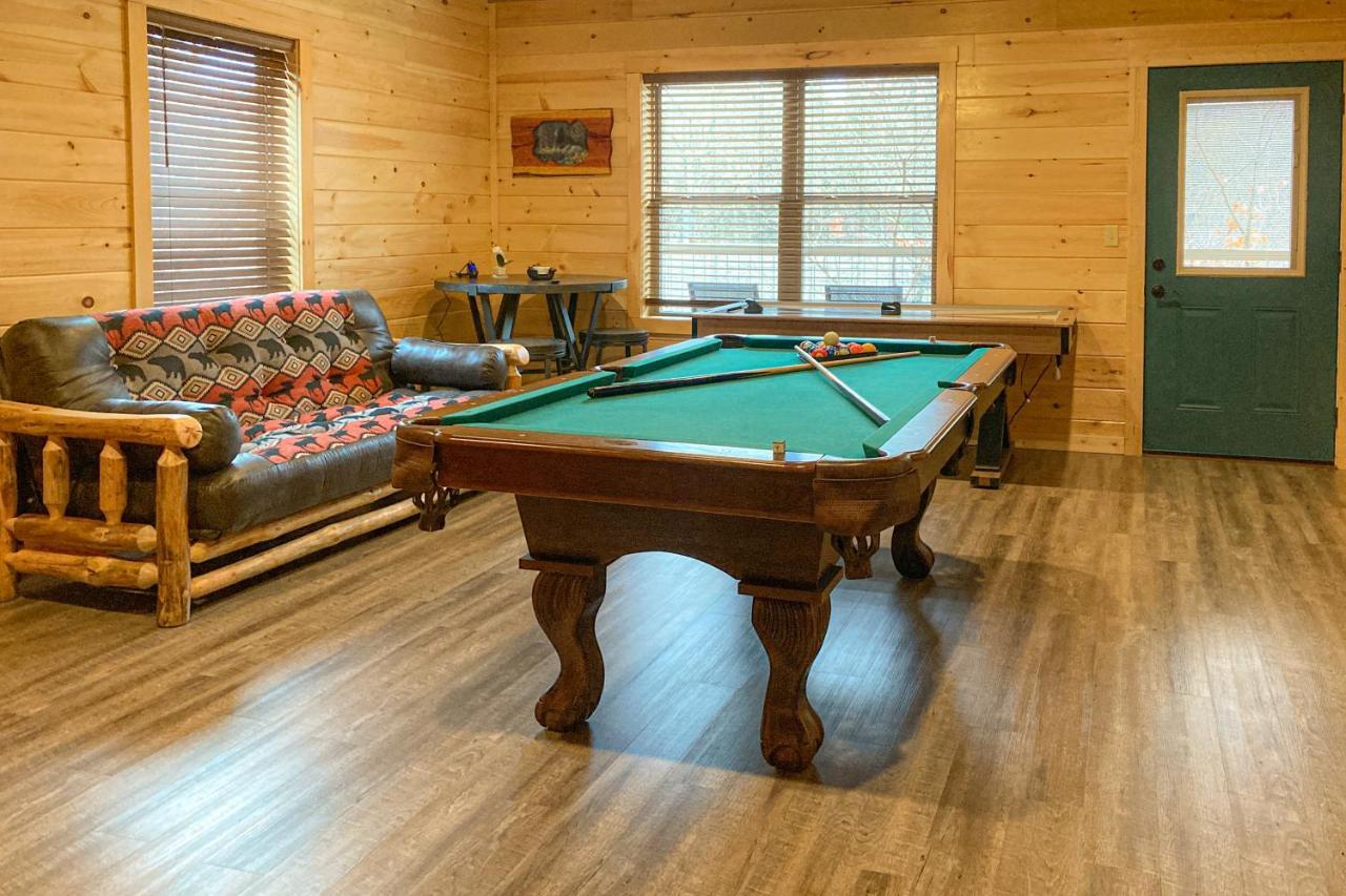 The Lazy Bear Villa Pigeon Forge Kültér fotó